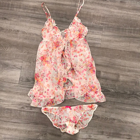 Victoria's Secret Other - Victoria’s Secret lingerie set